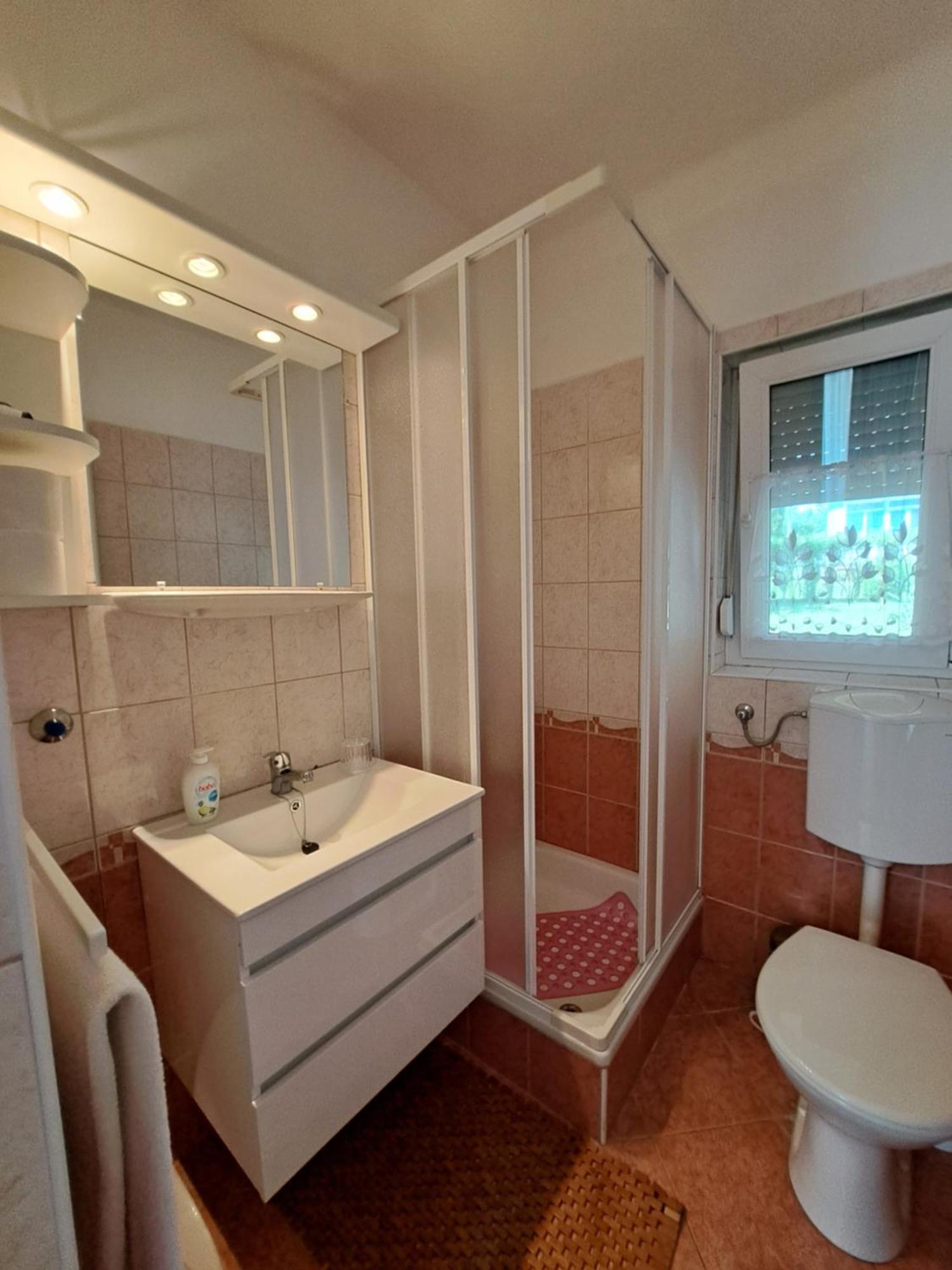 Jazmin Apartman 잘라카로쉬 외부 사진