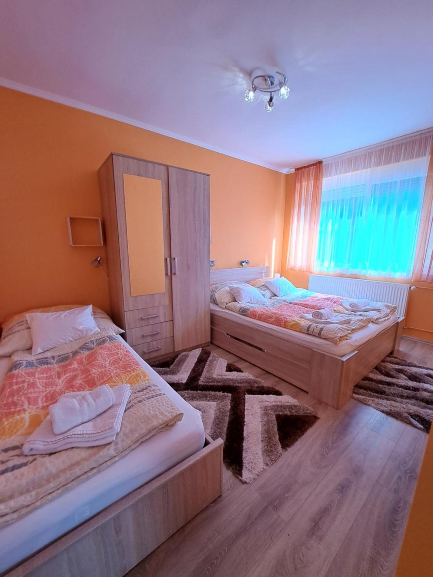 Jazmin Apartman 잘라카로쉬 외부 사진